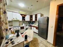 Şüvəlan qəsəbəsində elit məhəllədə, 24 sot torpaq sahəsində inşa edilmiş 2 mərtəbəli villa satılır, -19