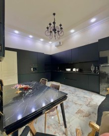 Mərdəkan  bağ evi satılır — 380.000 AZN. "Vətən" restoranı ilə üzbəüz, -12