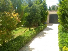 Mərdəkan  körpüsünə yaxın 5 sotda 4 otaqlı əşyalı ev satılır, -5