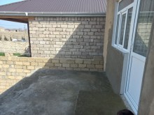 Buzovnada bağ evi və daimi yaşamaq üçün münasib ev satılır, -17