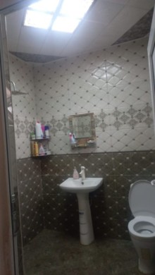 Buzovnada bağ evi və daimi yaşamaq üçün münasib ev satılır, -19