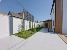 Şüvəlan qəsəbəsində 2 mərtəbəli villa satılır, -5