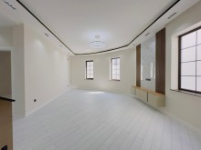 Şüvəlan qəsəbəsində 2 mərtəbəli villa satılır, -14