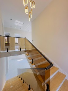 Şüvəlan qəsəbəsində 2 mərtəbəli villa satılır, -15