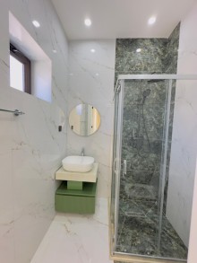 Şüvəlan qəsəbəsində 2 mərtəbəli villa satılır, -20