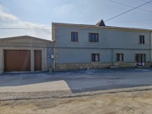 Mərdəkan qəsəbəsində, villaların yerləşdiyi məhəllədə, -2