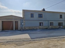 Mərdəkan qəsəbəsində, villaların yerləşdiyi məhəllədə, -14