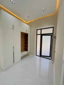 Şüvəlanda daha bir "sensasiya" Həyətində ağac olan yeni ev satılır !, -11