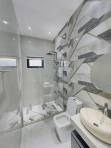 Şüvəlanda daha bir "sensasiya" Həyətində ağac olan yeni ev satılır !, -18