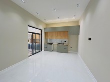 Şüvəlanda daha bir "sensasiya" Həyətində ağac olan yeni ev satılır !, -20