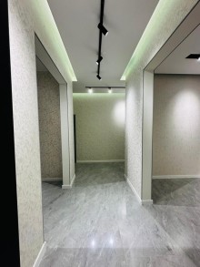 Bakıda 1 mətrəbli 4 otaqlı modern ev satılır, -6