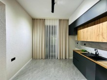 Продаётся Дача в Баку с 4 комнатами, -16