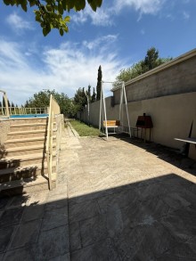 Novxanıda 2 mərtəbəli, 5 otaqlı bağ evi satılır, -6