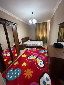 Novxanıda 2 mərtəbəli, 5 otaqlı bağ evi satılır, -13