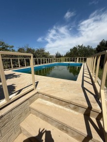 Novxanıda 2 mərtəbəli, 5 otaqlı bağ evi satılır, -17