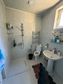 Novxanıda 2 mərtəbəli, 5 otaqlı bağ evi satılır, -20