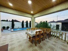 Şüvəlan qəsəbəsində hovuzlu villa satılır, -2