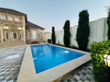 Şüvəlan qəsəbəsində hovuzlu villa satılır, -5