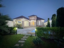 Şüvəlan qəsəbəsində hovuzlu villa satılır, -6