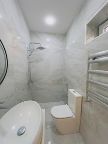 Bakı daşınmaz əmlak bazarında fürsət: Şüvəlan qəsəbəsində hovuzlu bağ evi satılır!, -19