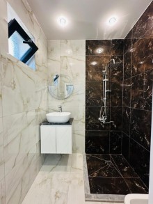 Şüvəlan qəsəbəsində ziyarətgah yaxınlığında yeni tikilmiş 1 mərtəbəli ev satılır, -18