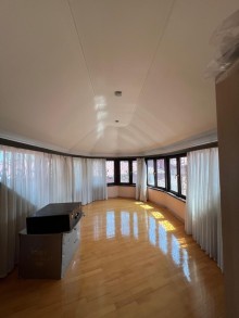 Bakıxanov (Razin) elit "Dağ massivi" ərazisində 4 mərtəbəli villa satılır., -19