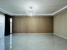 Bakının fərdi evlər massivində, Şüvəlan qəsəbəsində yeni villa satılır, -13