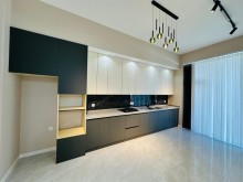 Bakının fərdi evlər massivində, Şüvəlan qəsəbəsində yeni villa satılır, -17