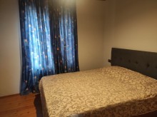 Goradil çimərliyinə yaxın meyvəli bağ evi satılır, -18