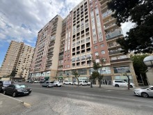 satilir-4-otaq-yeni-tikili-baki-yasamal-yasamal-elmler-akademiyasi-3-1758215480-s