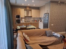 Grand Hayat yaşayış kompleksi Yeni Tikili Elmlər Akademiyası, -6