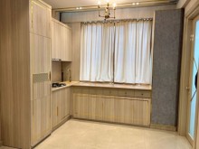 Elmler Akademiyasi metro Yeni Tikili, -4