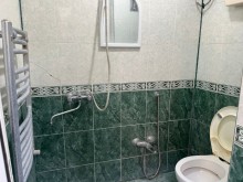 Qaraçuxur qəsəbəsində həyət evi satılır, -11