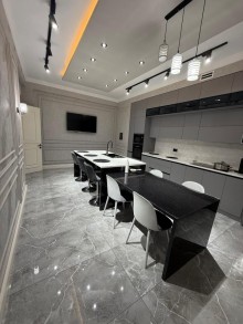 Ağ Şəhər, «Park Place» 4 otaqlı modern mənzil satılır., -2