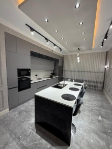 Ağ Şəhər, «Park Place» 4 otaqlı modern mənzil satılır., -3