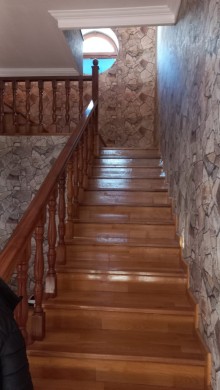 Novxanıda, Şəhid bulağının yanı, Prezident bağlarına yaxın Həyət evi, -12