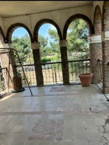 Pirşağının mərkəzində Satılır Həyət evi, -10