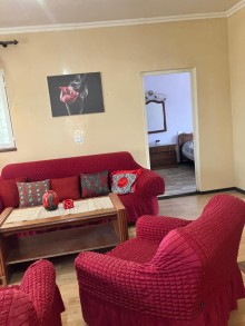 Pirşağının mərkəzində Satılır Həyət evi, -19