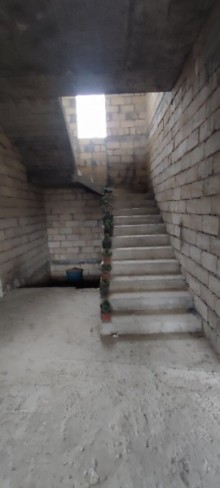 Mehdiabad Qarabağ şadlıq evinin arxasında Həyət evi, -10