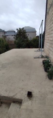 Mehdiabad Qarabağ şadlıq evinin arxasında Həyət evi, -15