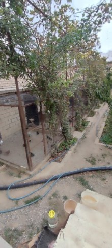 Mehdiabad Qarabağ şadlıq evinin arxasında Həyət evi, -20