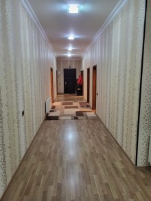 Şüvəlan qəsəbəsində, tam yaşayış məntəqəsində Həyət evi, -11