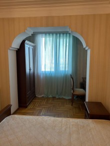 Mənzil Nərimanov rayonu, Atatürk prospekti, Avesta biznes mərkəzinə yaxın Köhnə Tikili, -5