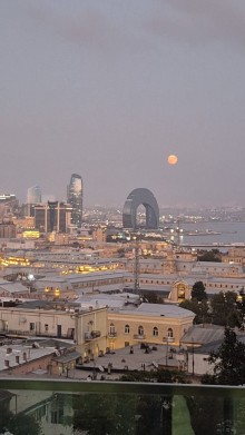 kiraye-ayliq-2-otaq-yeni-tikili-baki-sebail-bayil-iceriseher-2-1763748983-s