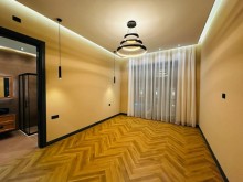 Şüvəlanın elit məhəlləsində 7.2 sot torpaq sahəsində inşa edilmiş modern villa satılır, -7