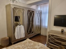 Elmlər Akademiyası m/st və universitetlərin yaxınlığında Yeni Tikili, -12